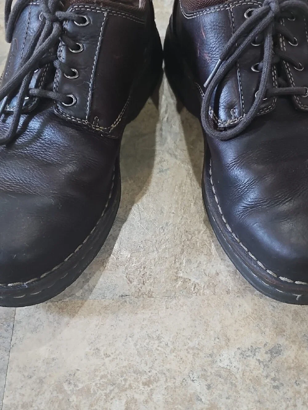 Clarks Men's Dark Brown Lace-Up Leather Oxfords